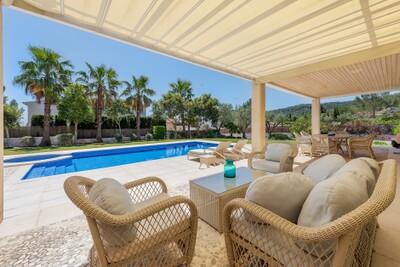 Covered Terrace (2)