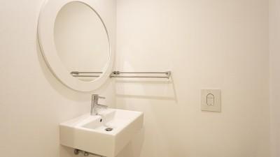 Bathroom (3)