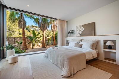 Bedroom (1).jpg