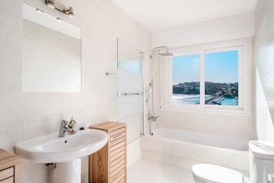 Bathroom (2)