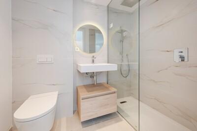 Bathroom (2)