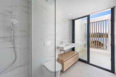 Bathroom (4)