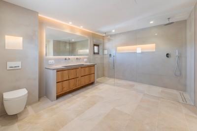 Bathroom (1)