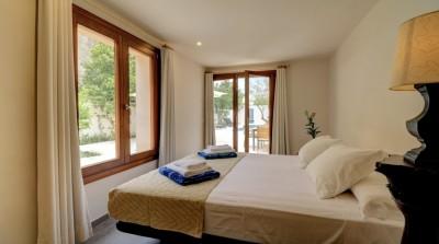Bedroom (9)