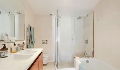 Bathroom (2)