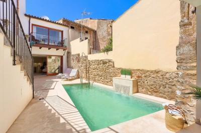 Exterior and Pool (2)