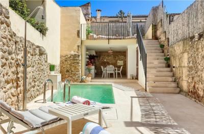 Exterior and Pool (1)