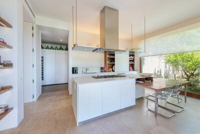 Kitchen (2)