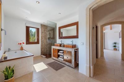 Bathroom (1)