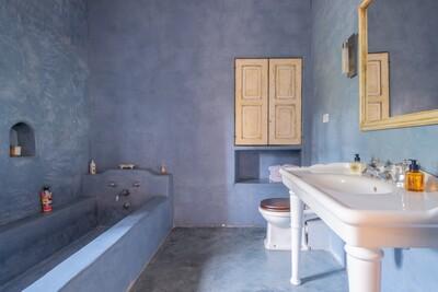 Bathroom (2)