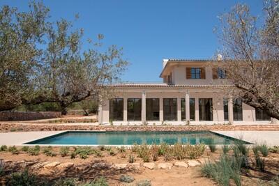 Pool and Exterior (1)