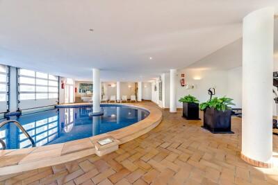 indoor pool (1)