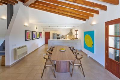 DIning (1)