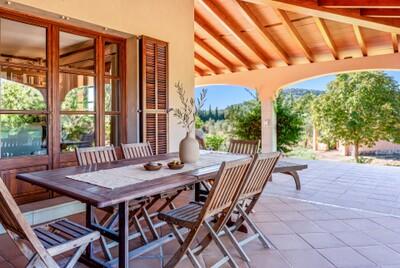 Covered Terrace (2).jpg