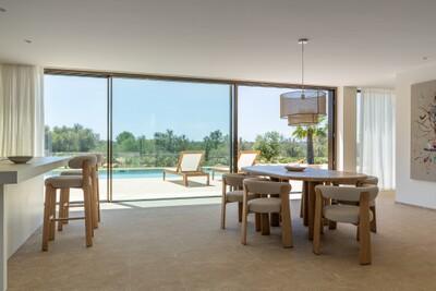 Dining (1)