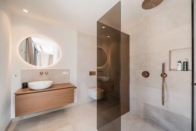 Bathroom (1)
