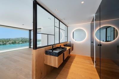 Bathroom (4)