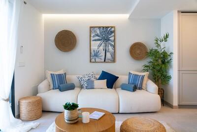 Living (3)