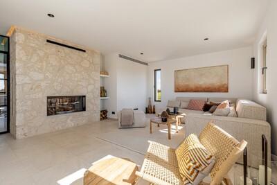 Living Room (1)