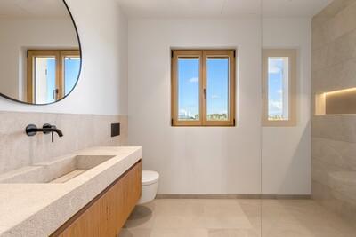 Bathroom (2)