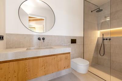 Bathroom (1)