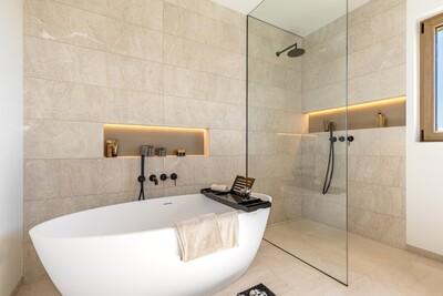 Bathroom (3)