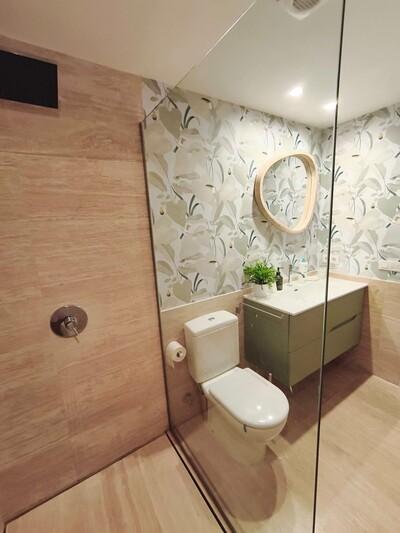 Bathroom (3)