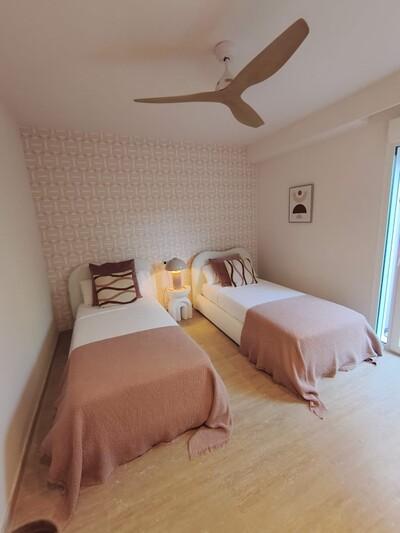 Bedroom (2)