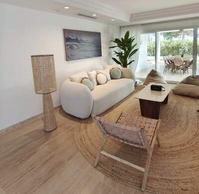 Living area (2)