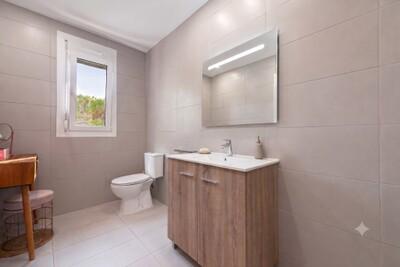 AI Bathroom (2)