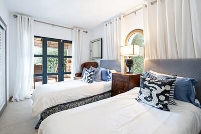 Bedroom (4).jpg