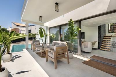 Covered Terrace (3)