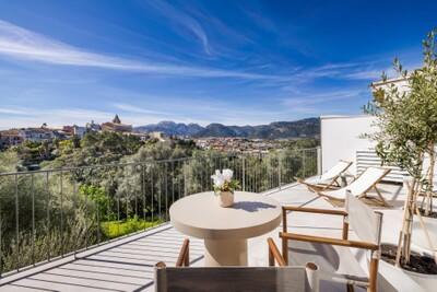 Upper Terrace (3)