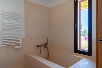 Bathroom (4)