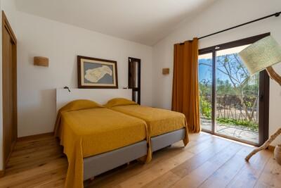 Bedroom (4)