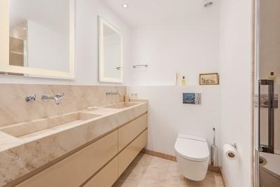 Bathroom (2)