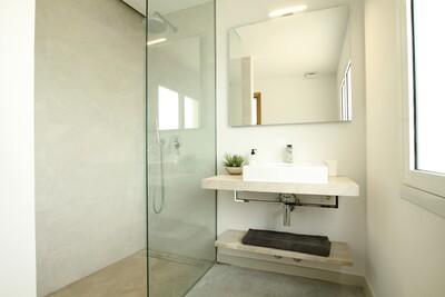Bathroom (3)