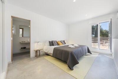 Bedroom (7)