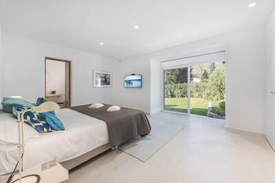 Bedroom (8)