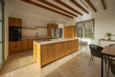 Kitchen (2)