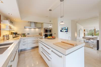 Kitchen (1)