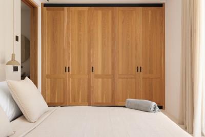 25_Sun Valley_Wardrobe