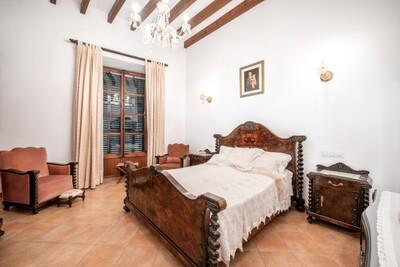 Bedroom (4)