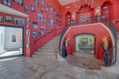 Entrance Hall (1)