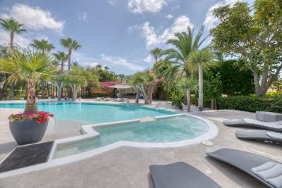 Pool (2)