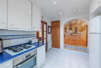 Kitchen (1)
