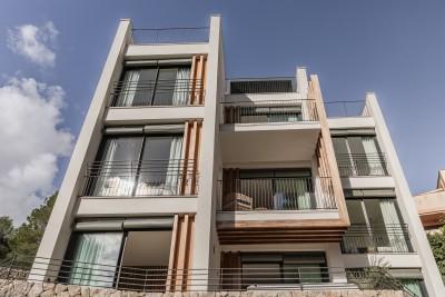 Facade (2)