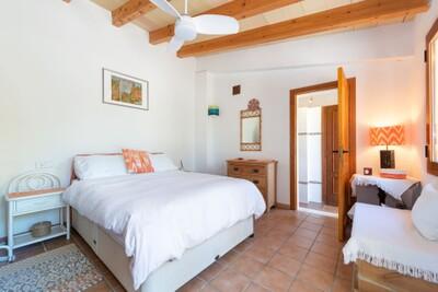 Bedroom (1)