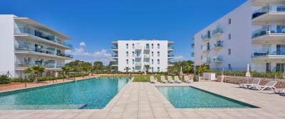 A4-Compass-Cala-dOr-pool-may2025-min