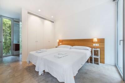 Bedroom (5)